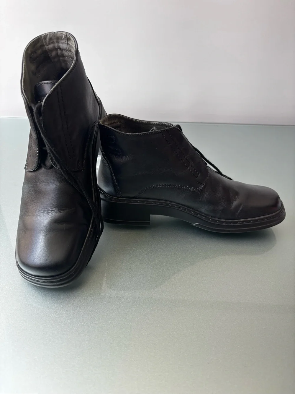 Josef Seibel Men's Black Leather Chukka Boots